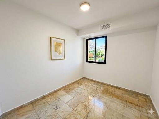 Imagen 12 Piso en venta en Cáceres / Zona De Madrila