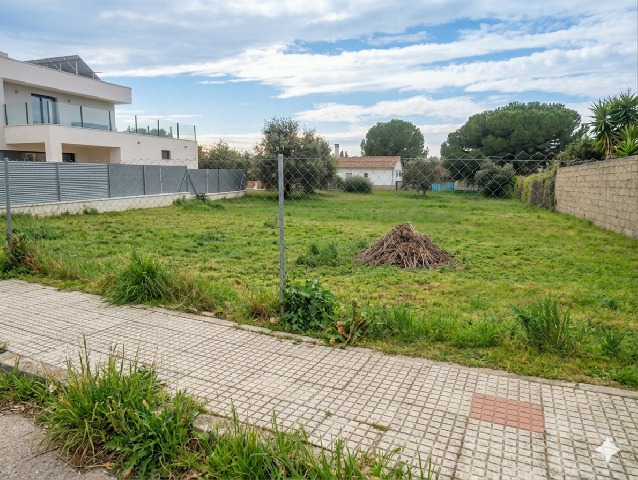 Imagen 1 Inmueble 301577 - Solar Urbano en venta en Malpartida De Cáceres / Urbanización las Arenas