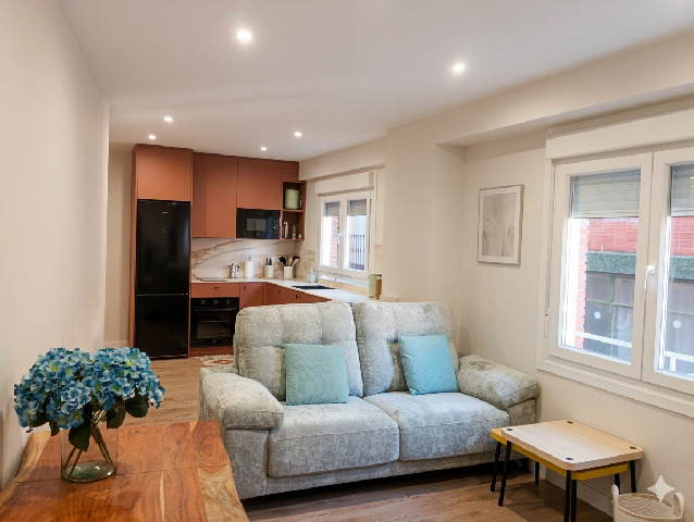 Imagen 1 Inmueble 301622 - Piso en venta en Cáceres / Zona Plaza Mayor