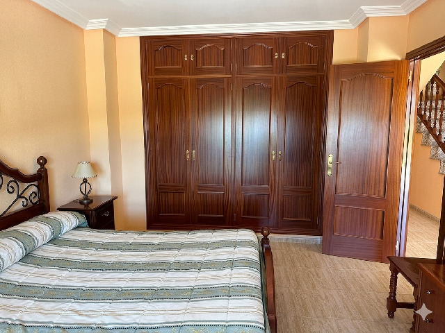 Imagen 15 Inmueble 301890 - Casa en venta en Malpartida De Cáceres / Malpartida de Cáceres