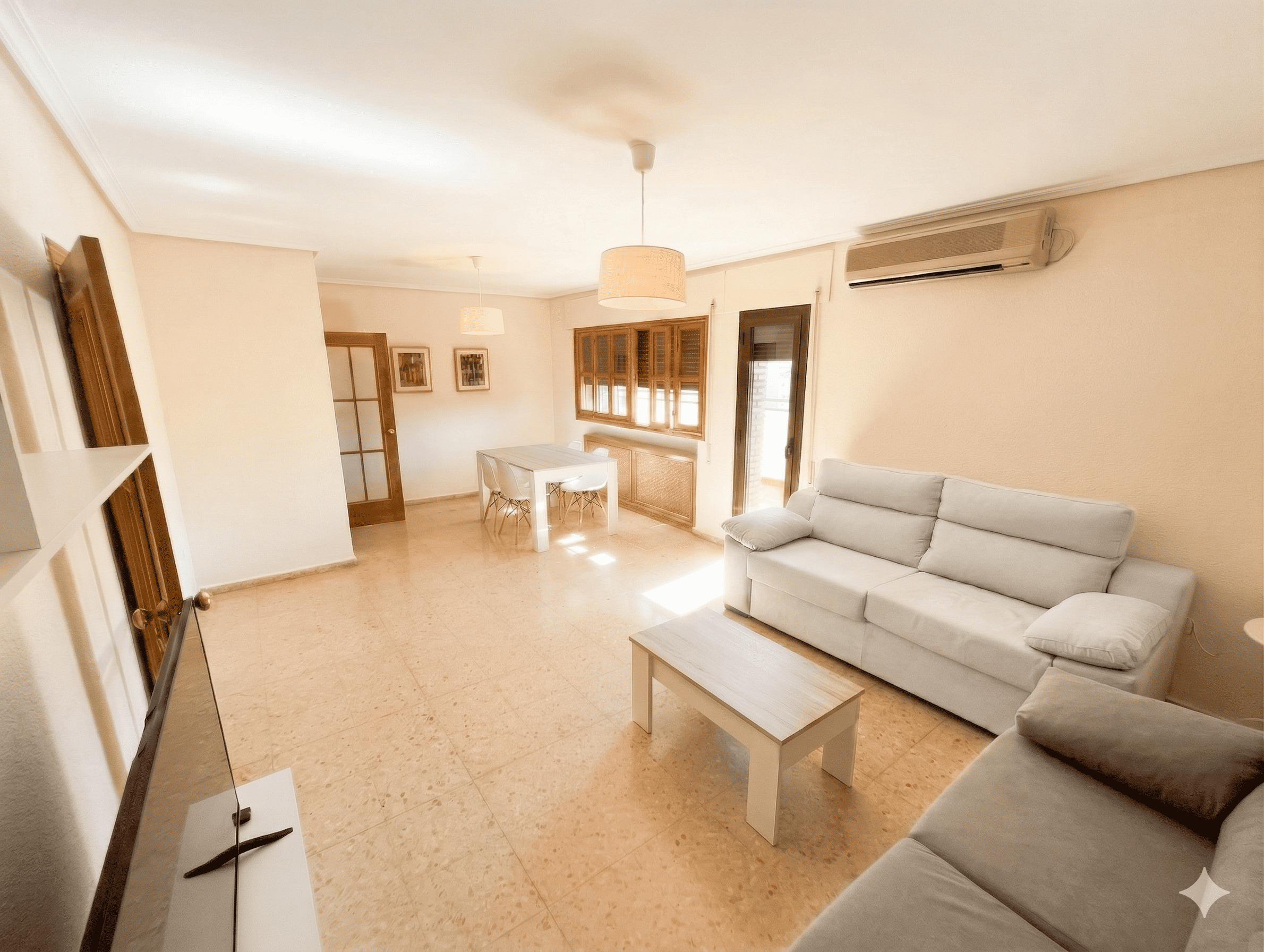 Imagen 1 Piso en venta en Cáceres / Próximo al Paseo de Cánovas