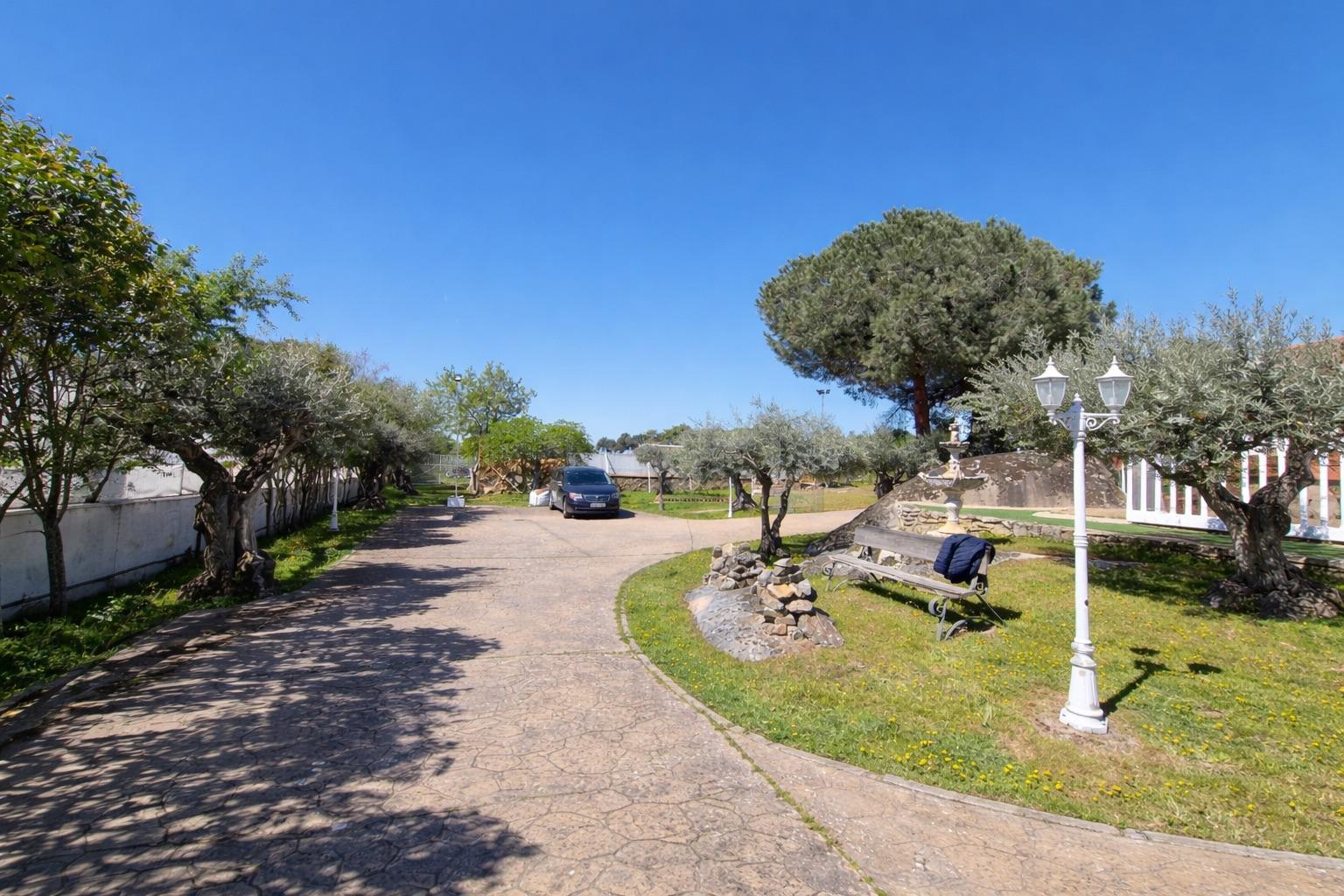 Imagen 28 Casa Aislada en venta en Malpartida De Cáceres / Urbanización Las Arenas 