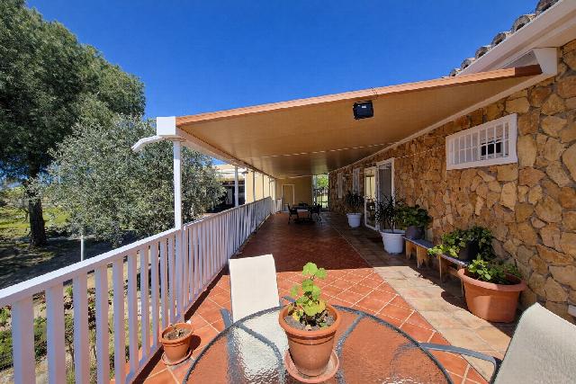 Imagen 7 Inmueble 301912 - Casa Aislada en venta en Malpartida De Cáceres / Urbanización Las Arenas 