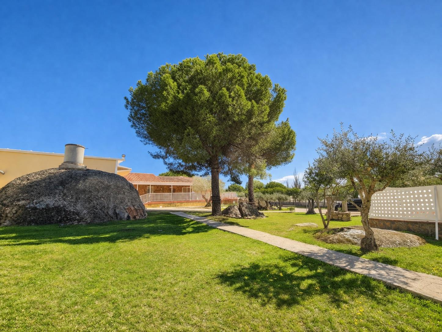 Imagen 33 Casa Aislada en venta en Malpartida De Cáceres / Urbanización Las Arenas 