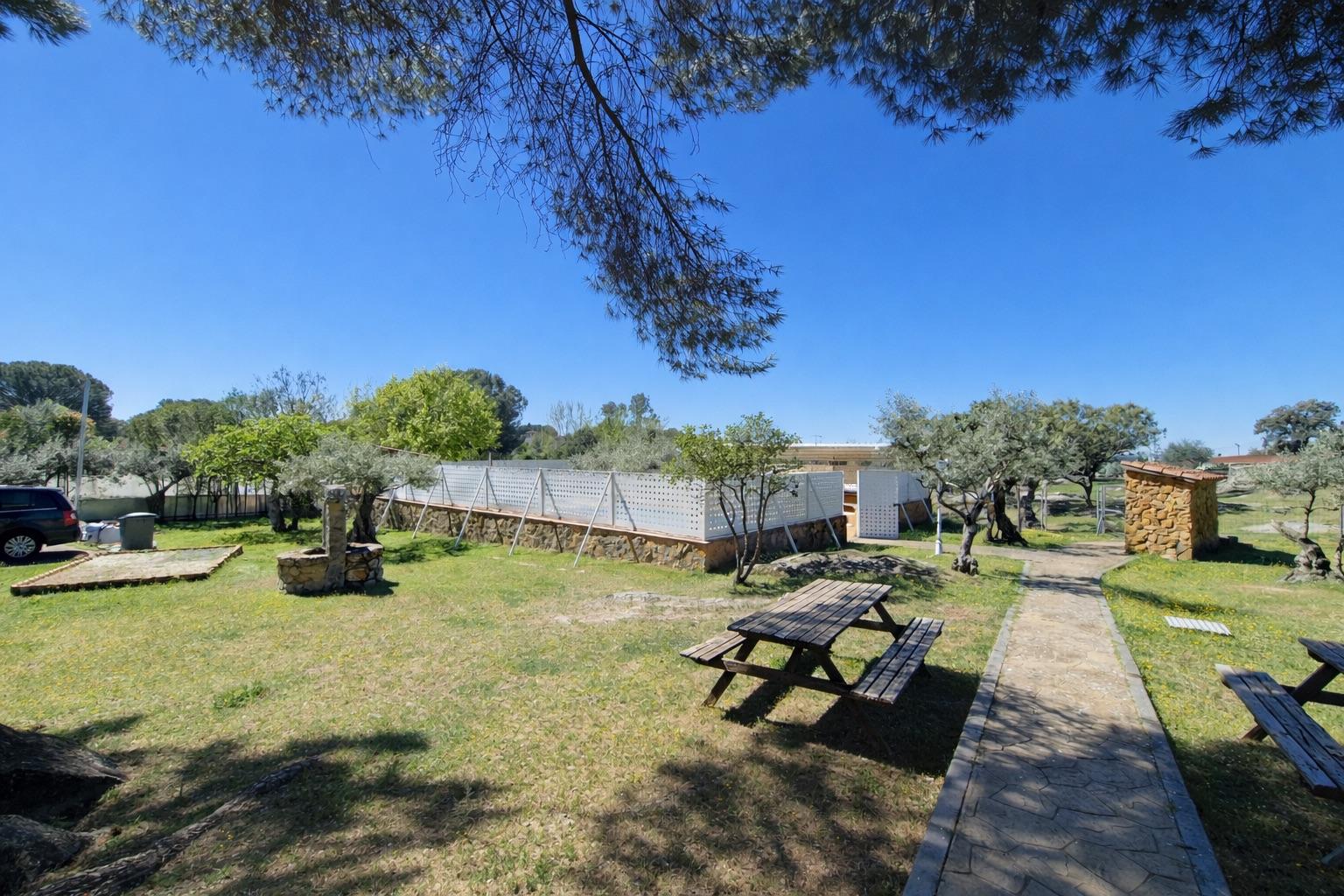 Imagen 36 Casa Aislada en venta en Malpartida De Cáceres / Urbanización Las Arenas 