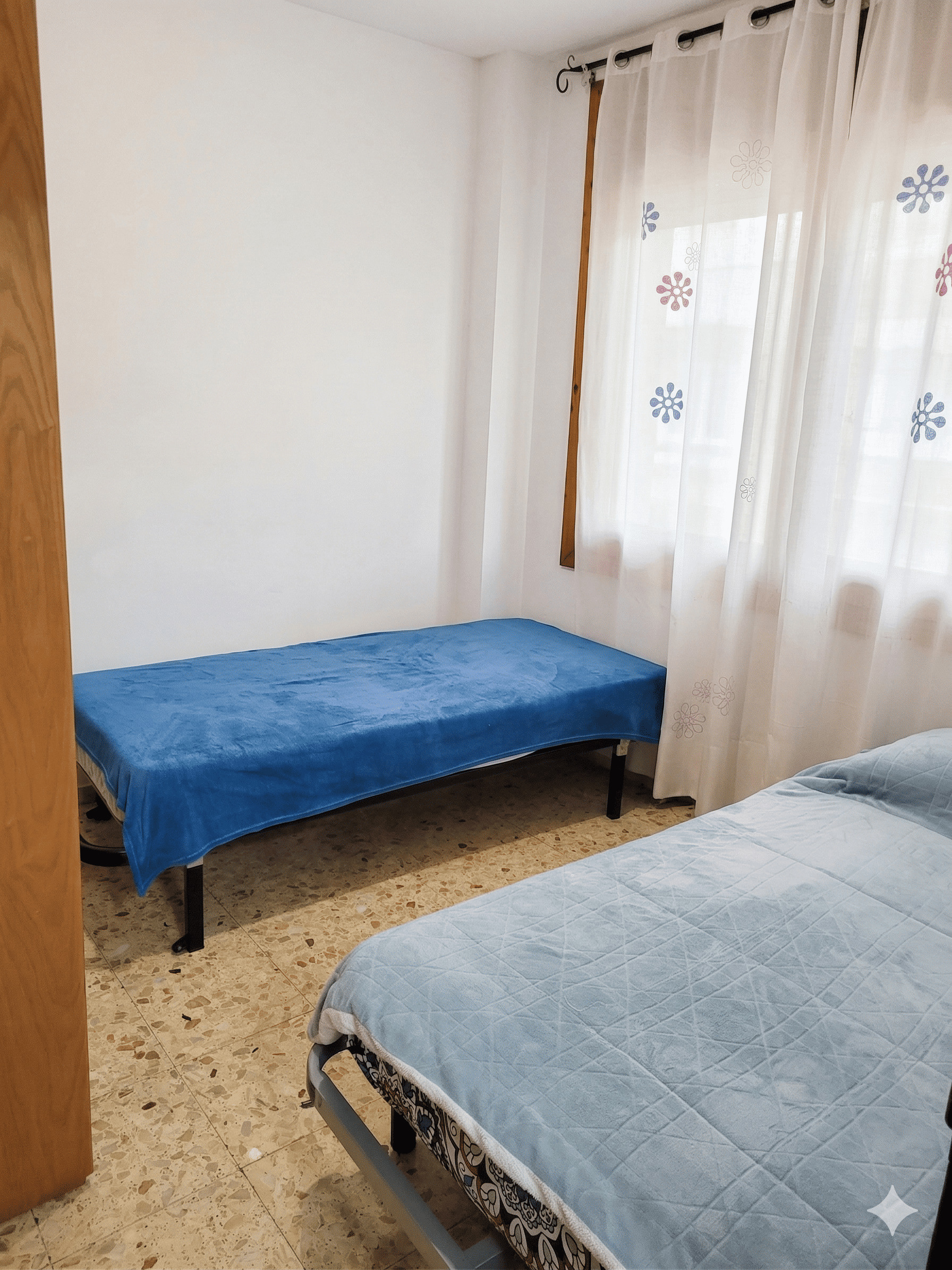 Imagen 11 Piso en venta en Cáceres / Muy próximo a  la Cruz de  los Caídos