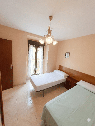 Imagen 2 Inmueble 302215 - Piso en alquiler en Cáceres / Zona de Plaza Italia