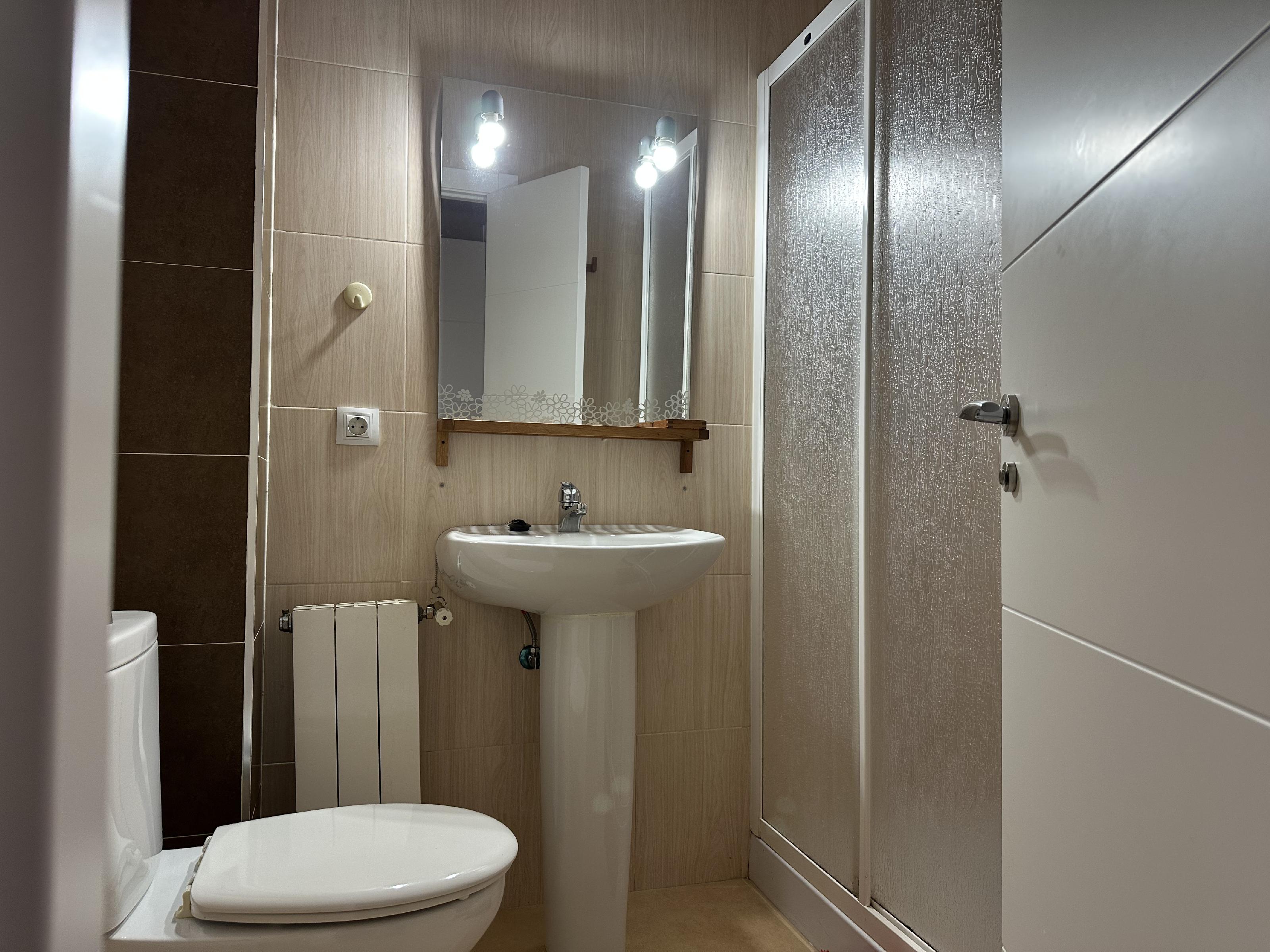 Imagen 9 Piso en alquiler en Cáceres / Zona cercana a centro y Ruta De La Plata