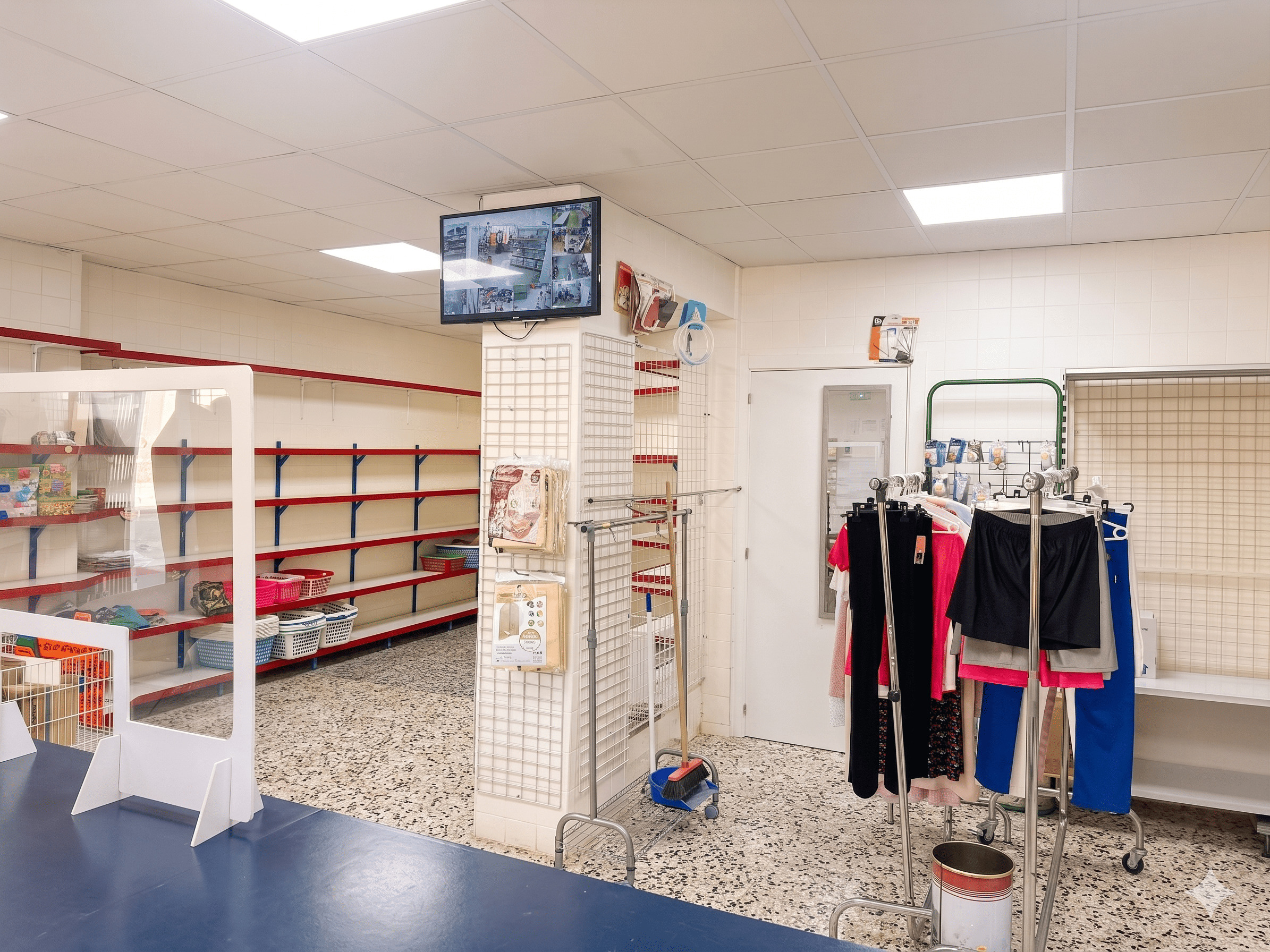 Imagen 6 Local Comercial en alquiler en Cáceres / Zona de Llopis.