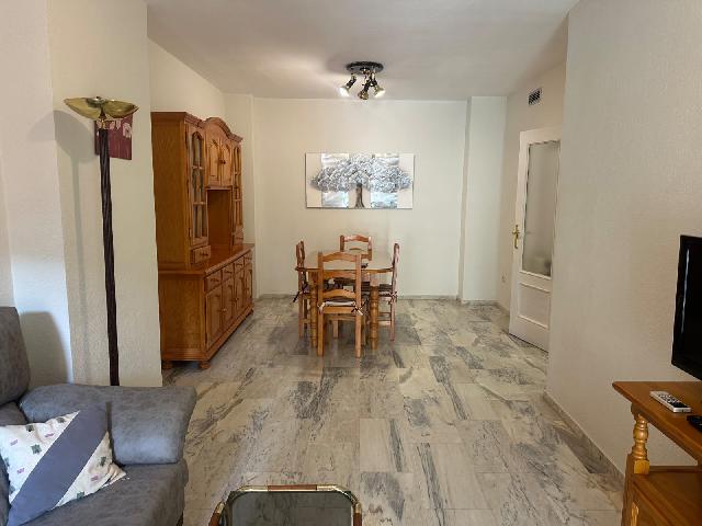 Imagen 1 Inmueble 302645 - Piso en alquiler en Cáceres / Calle Gil Cordero