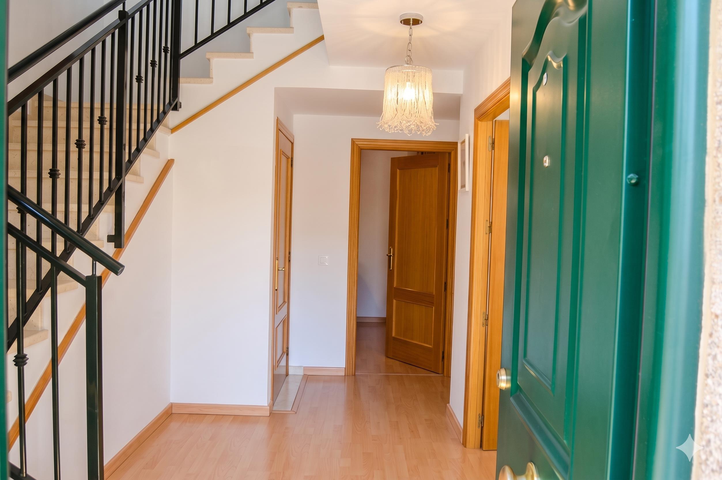 Imagen 12 Casa Adosada en venta en Cáceres / Zona de Montesol