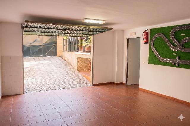 Imagen 18 Inmueble 303154 - Casa Adosada en venta en Cáceres / Zona de Montesol