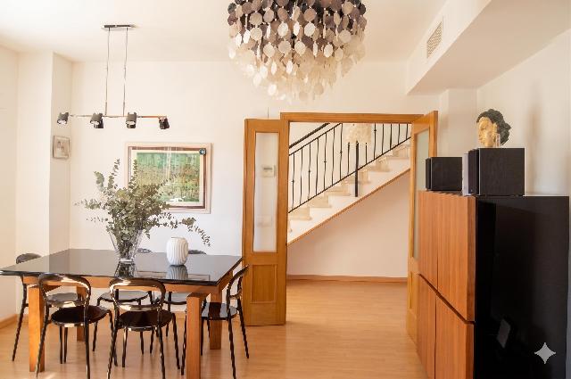 Imagen 2 Inmueble 303154 - Casa Adosada en venta en Cáceres / Zona de Montesol
