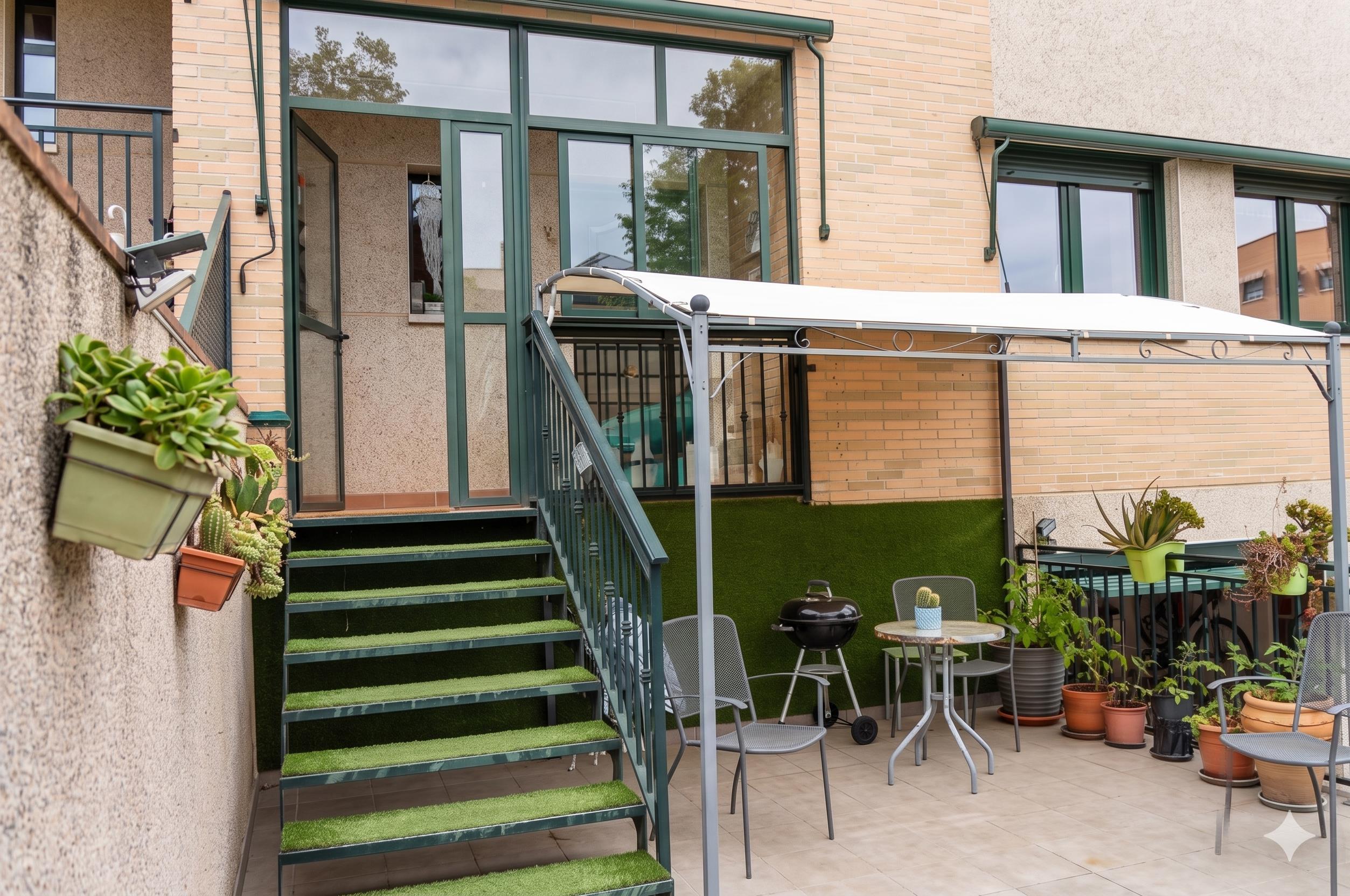 Imagen 37 Casa Adosada en venta en Cáceres / Zona de Montesol