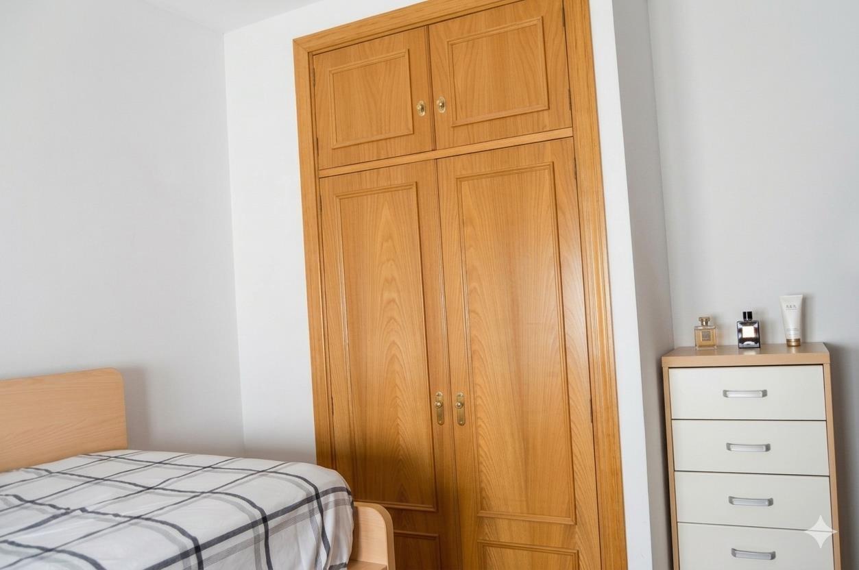 Imagen 33 Casa Adosada en venta en Cáceres / Zona de Montesol