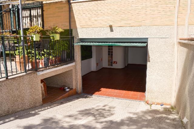 Imagen 39 Inmueble 303154 - Casa Adosada en venta en Cáceres / Zona de Montesol