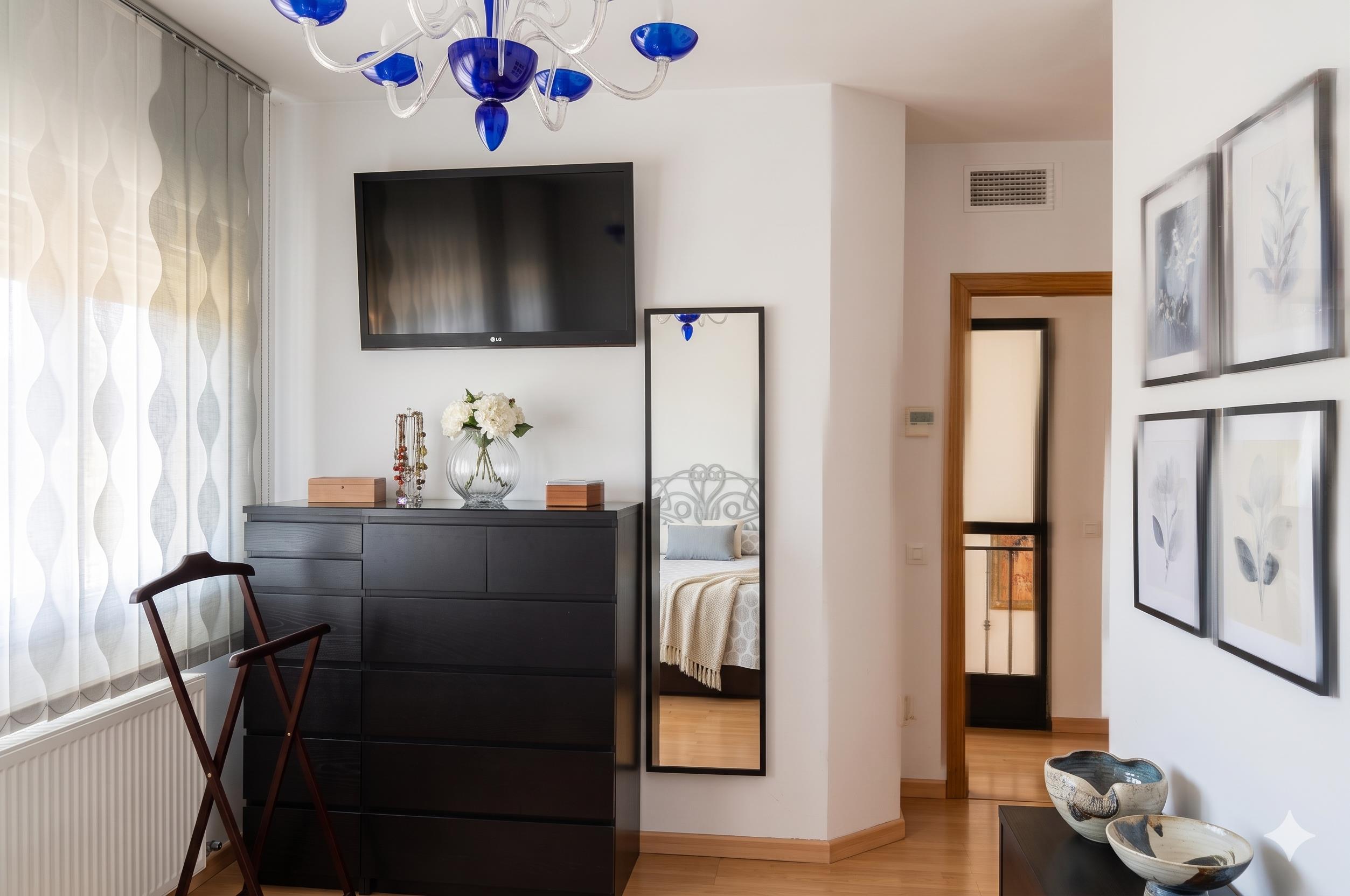 Imagen 25 Casa Adosada en venta en Cáceres / Zona de Montesol