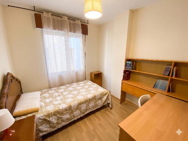 Imagen 3 Inmueble 303247 - Piso en alquiler en Cáceres / Zona Isabel de Moctezuma