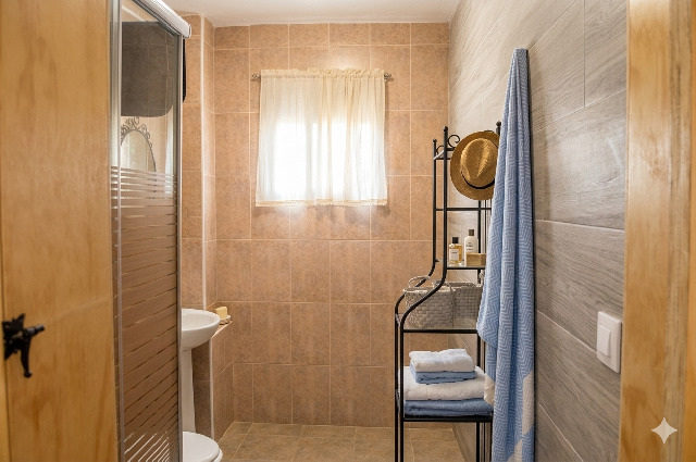 Imagen 16 Inmueble 303484 - Casa Rústica en venta en Casas De Millán / Casas de Millán
