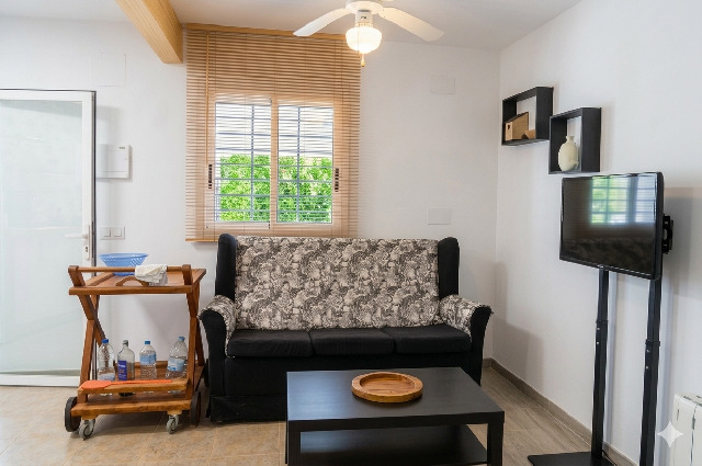 Imagen 7 Inmueble 303484 - Casa Rústica en venta en Casas De Millán / Casas de Millán