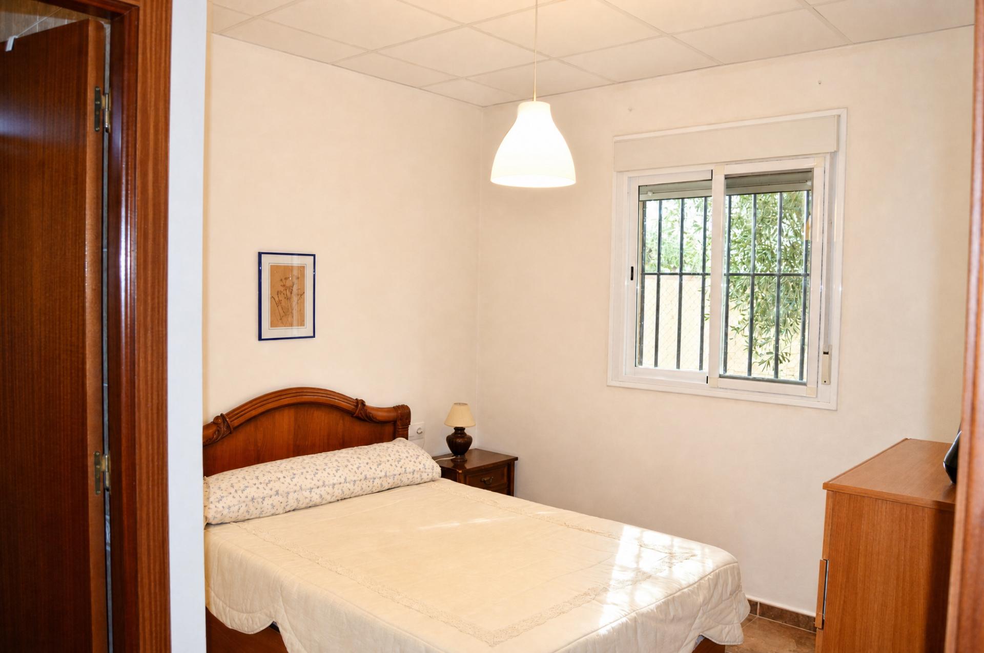 Imagen 38 Casa Rústica en venta en Alcuéscar / Piscina de Alcuescar