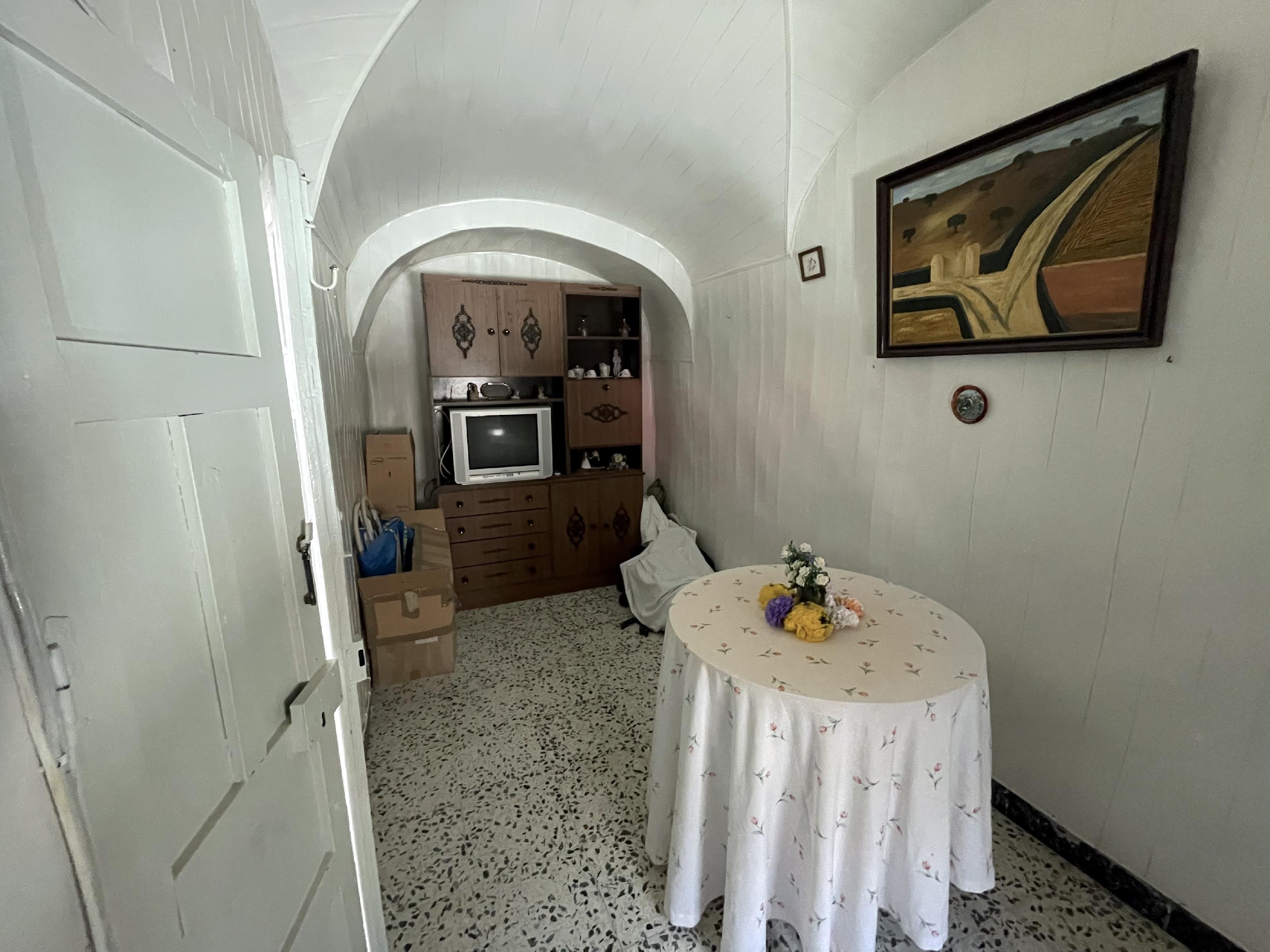 Imagen 17 Casa Adosada en venta en Montánchez / Entrada de Montanchez