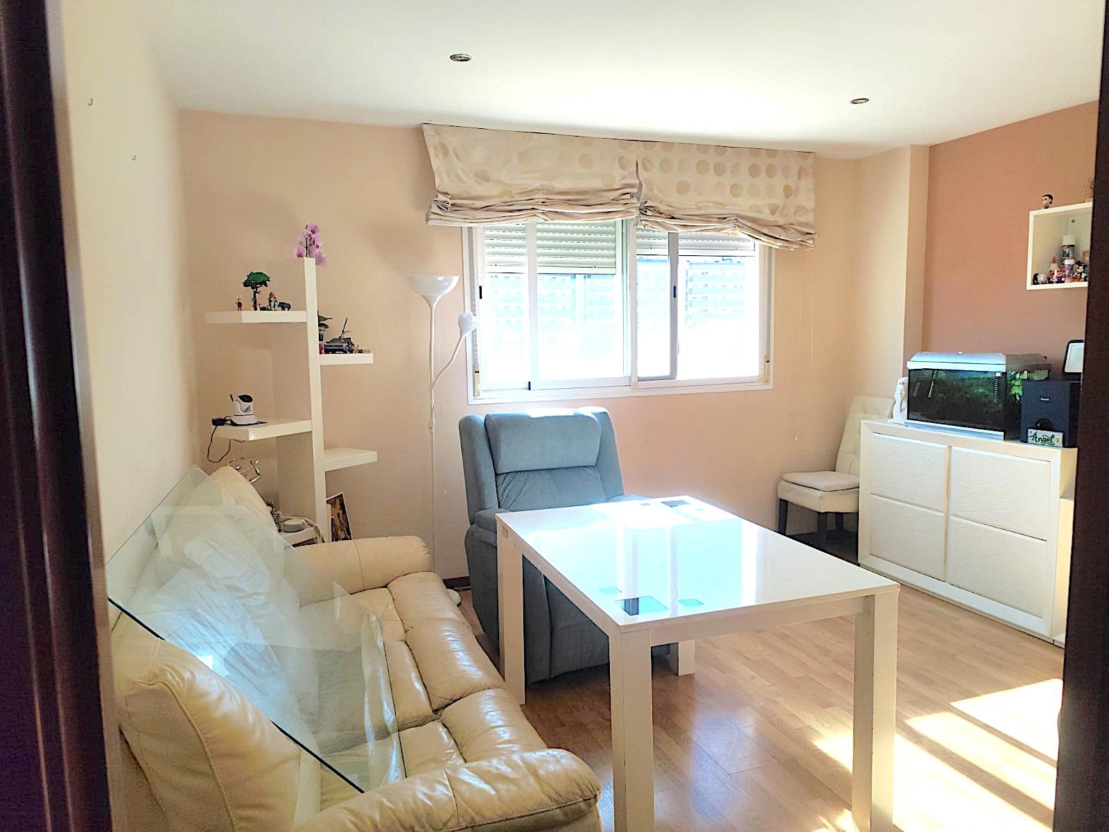Imagen 11 Piso en venta en Cáceres / Zona de Junquillo
