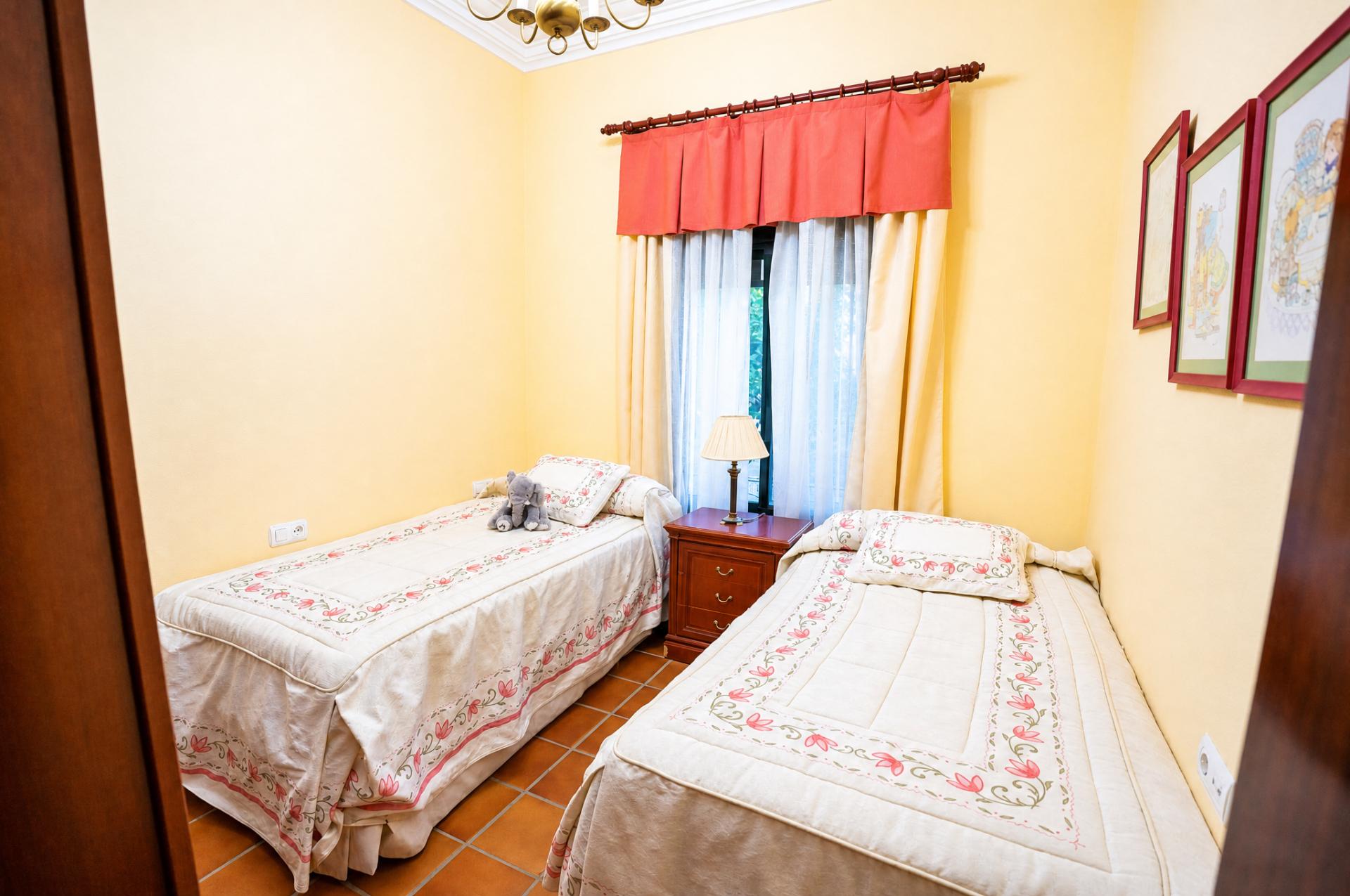 Imagen 23 Casa Rústica en venta en Alcuéscar / Cruce de las herrerias 