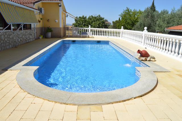 Imagen 2 Inmueble 304787 - Casa en venta en Malpartida De Cáceres / Urbanización Las Arenas 