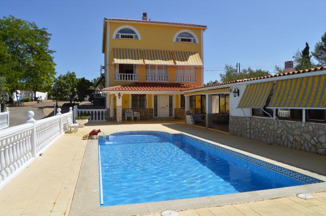 Imagen 4 Inmueble 304787 - Casa en venta en Malpartida De Cáceres / Urbanización Las Arenas 