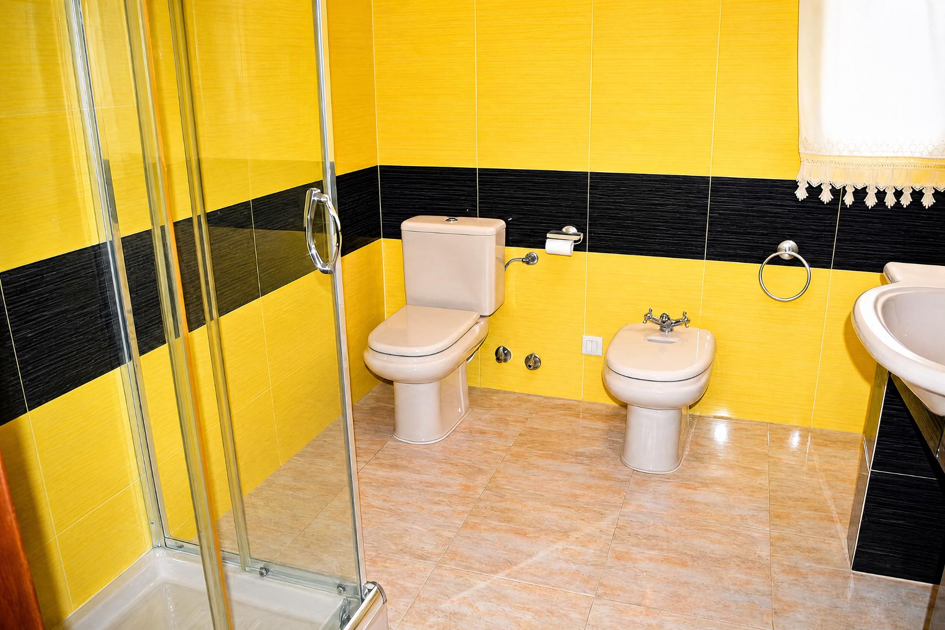 Imagen 3 Casa en venta en Malpartida De Cáceres / Urbanización Las Arenas 