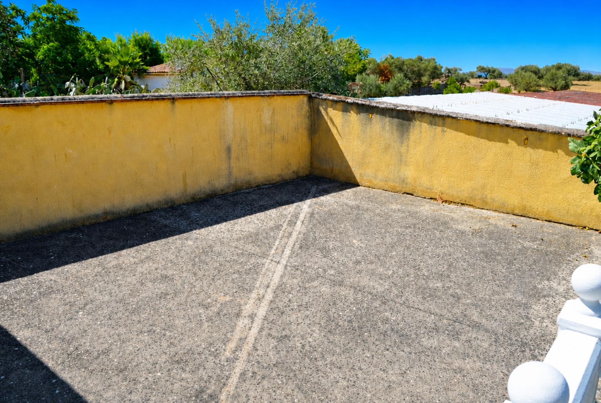 Imagen 35 Casa en venta en Malpartida De Cáceres / Urbanización Las Arenas 