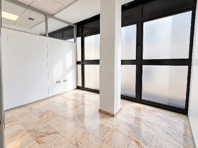 Imagen 11 Inmueble 306320 - Oficina Comercial en alquiler en Cáceres / Centro De Cáceres