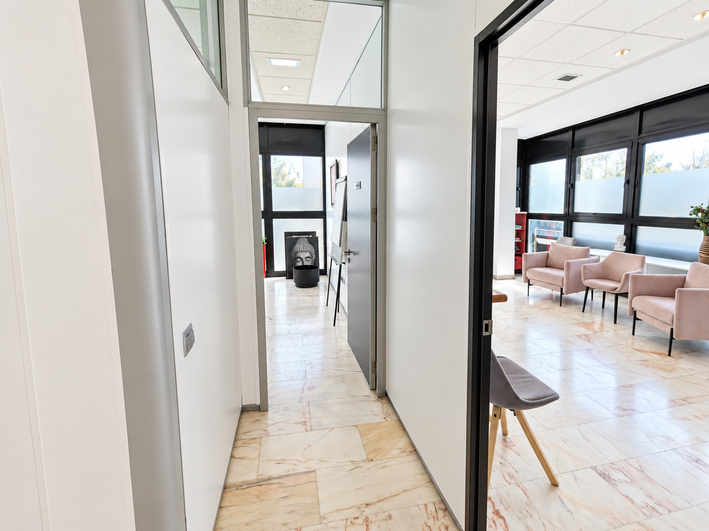 Imagen 7 Oficina Comercial en alquiler en Cáceres / Centro De Cáceres