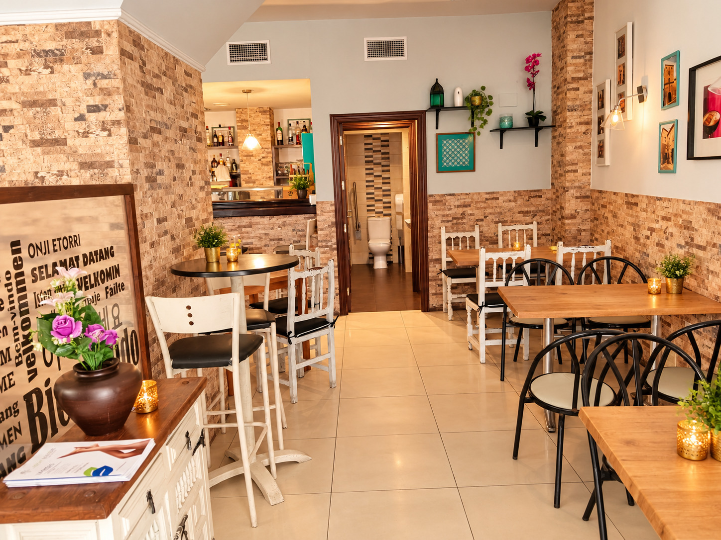 Imagen 2 Local Comercial en venta en Cáceres / Junto a Plaza Mayor de Cáceres