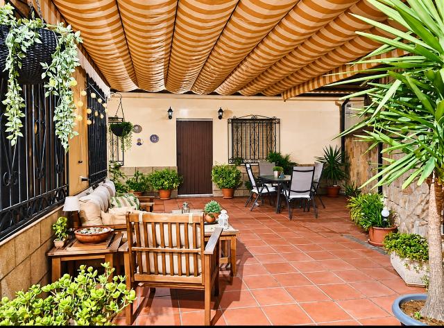 Imagen 9 Inmueble 306441 - Casa en venta en Torre De Santa María / Torre De Santa María
