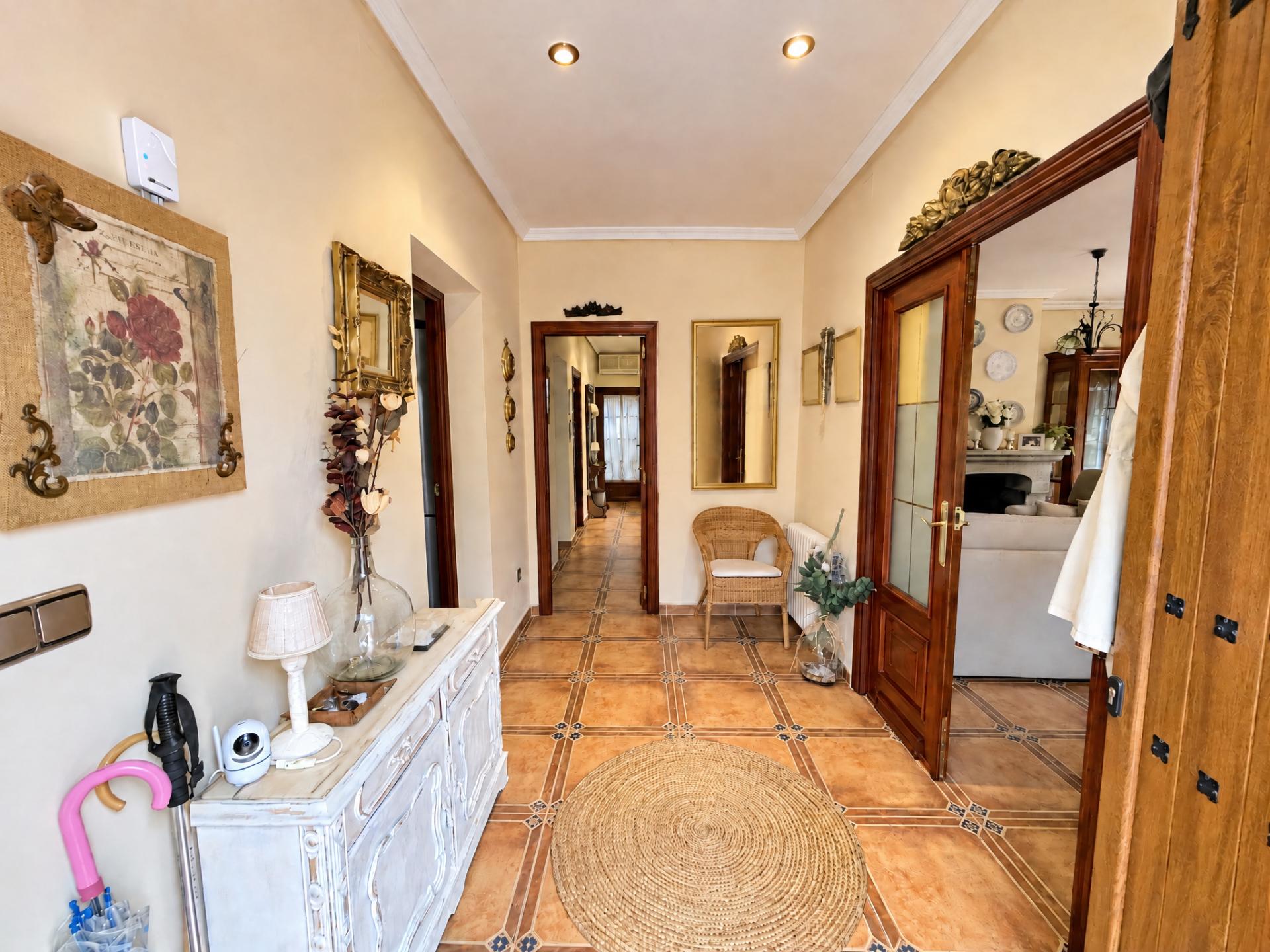 Imagen 9 Casa en venta en Torre De Santa María / Torre De Santa María