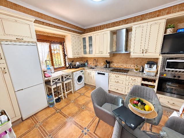 Imagen 13 Inmueble 306441 - Casa en venta en Torre De Santa María / Torre De Santa María
