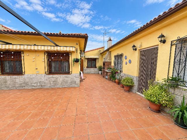 Imagen 15 Inmueble 306441 - Casa en venta en Torre De Santa María / Torre De Santa María
