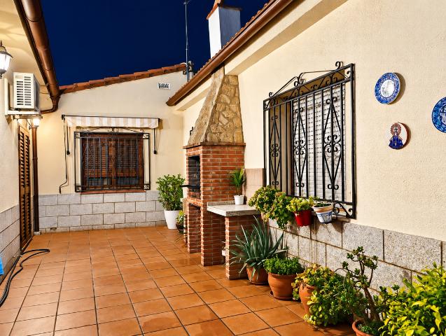 Imagen 23 Inmueble 306441 - Casa en venta en Torre De Santa María / Torre De Santa María