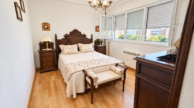 Imagen 3 Inmueble 306943 - Piso en venta en Cáceres / Zona de Mejostilla