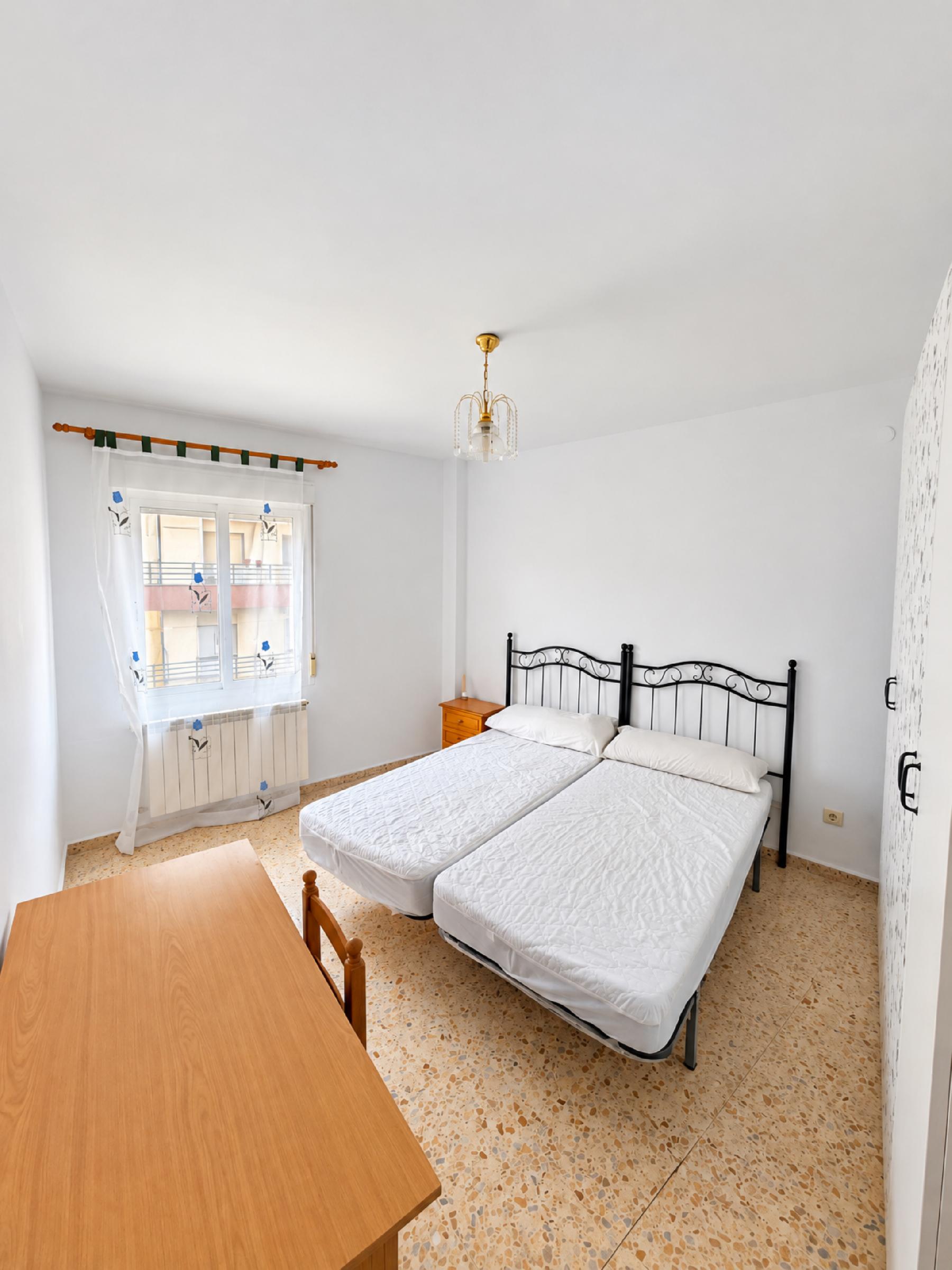 Imagen 12 Piso en alquiler en Cáceres / Zona Del Camino Llano