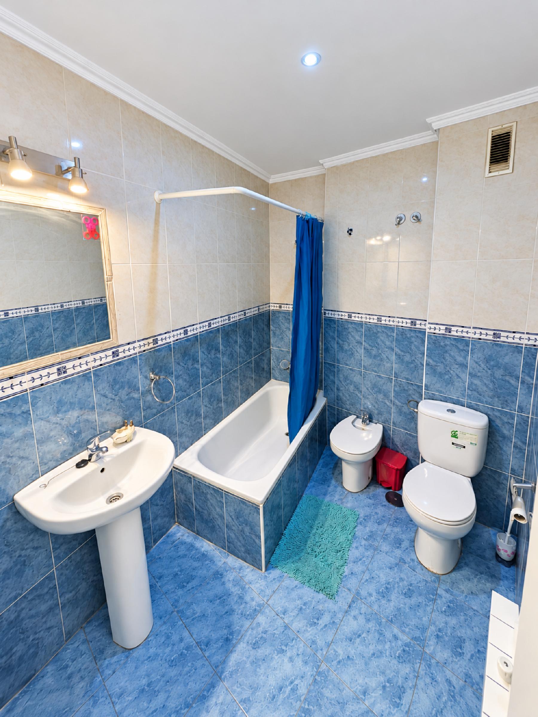 Imagen 17 Piso en venta en Cáceres / Zona Del Camino Llano