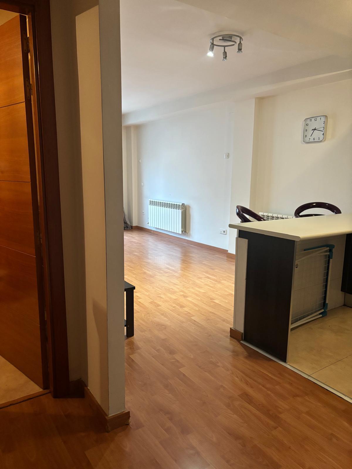 Imagen 5 Piso en venta en Azuqueca De Henares / Cerca de la estación de tren 