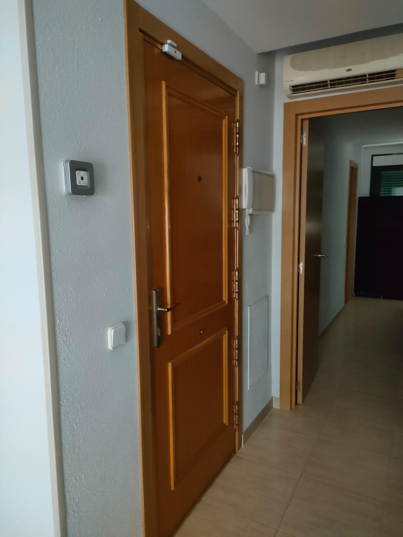 Imagen 1 Estudio en venta en Azuqueca De Henares / Cerca de la estación de tren 