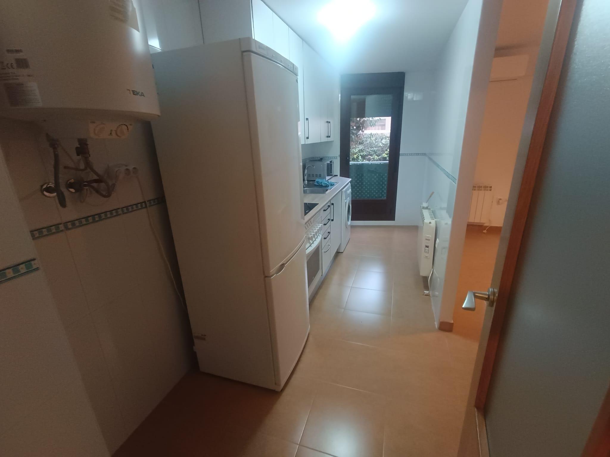 Imagen 3 Piso en venta en Villanueva De La Torre / A 2 minutos de la iglesia 