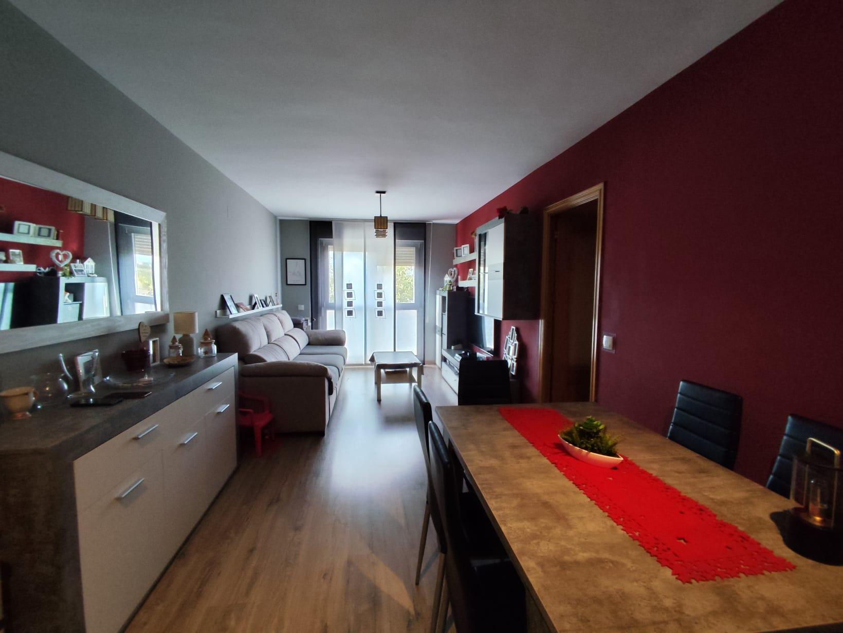 Imagen 2 Piso en venta en Azuqueca De Henares / A 2 minutos del Parque de los Almendros