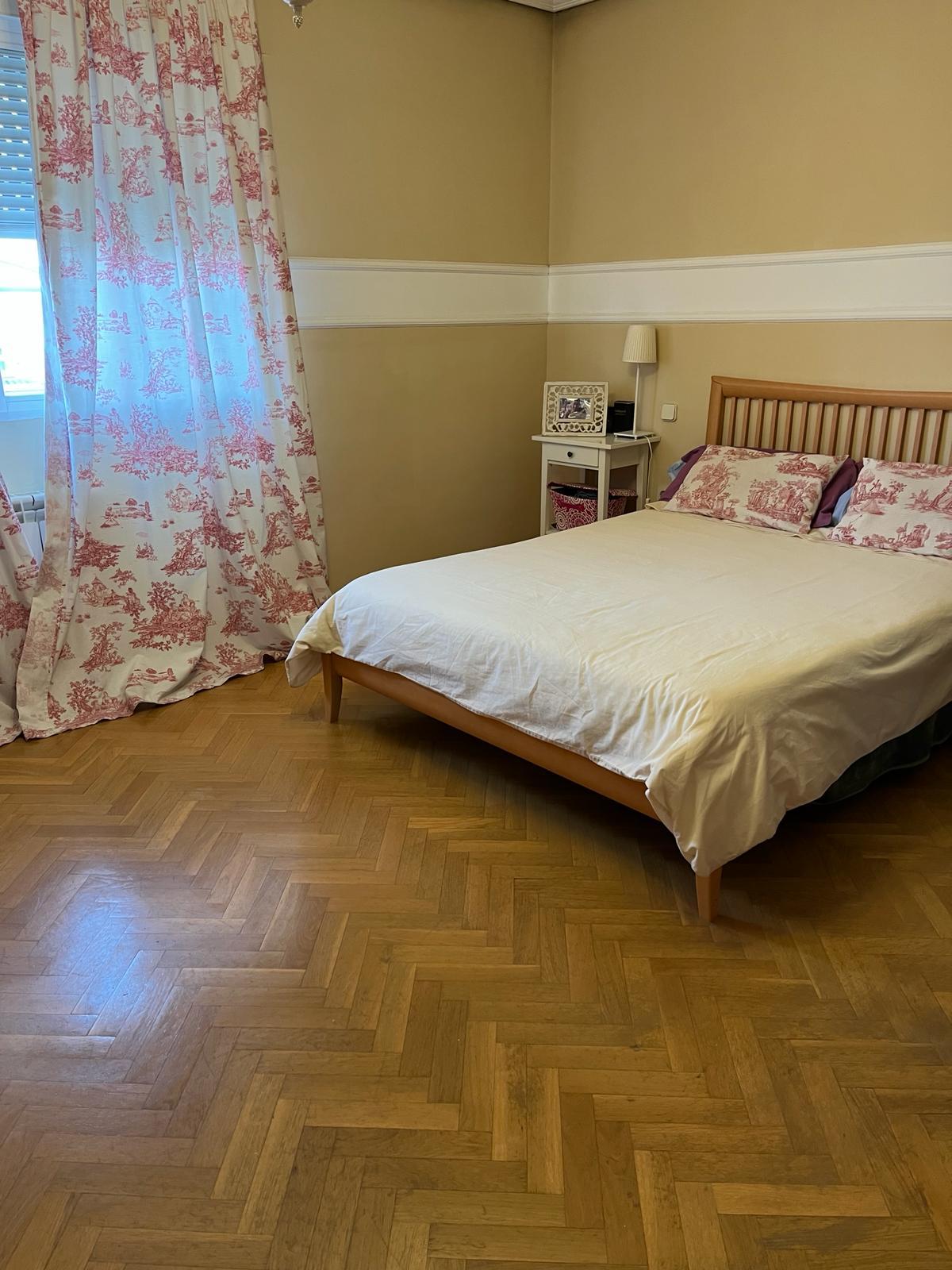 Imagen 3 Casa en venta en Azuqueca De Henares / A 3 minutos del parque del norte 