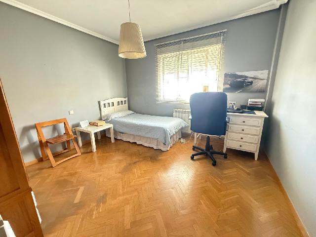 Imagen 14 Inmueble 300867 - Casa en venta en Azuqueca De Henares / A 3 minutos del parque del norte 