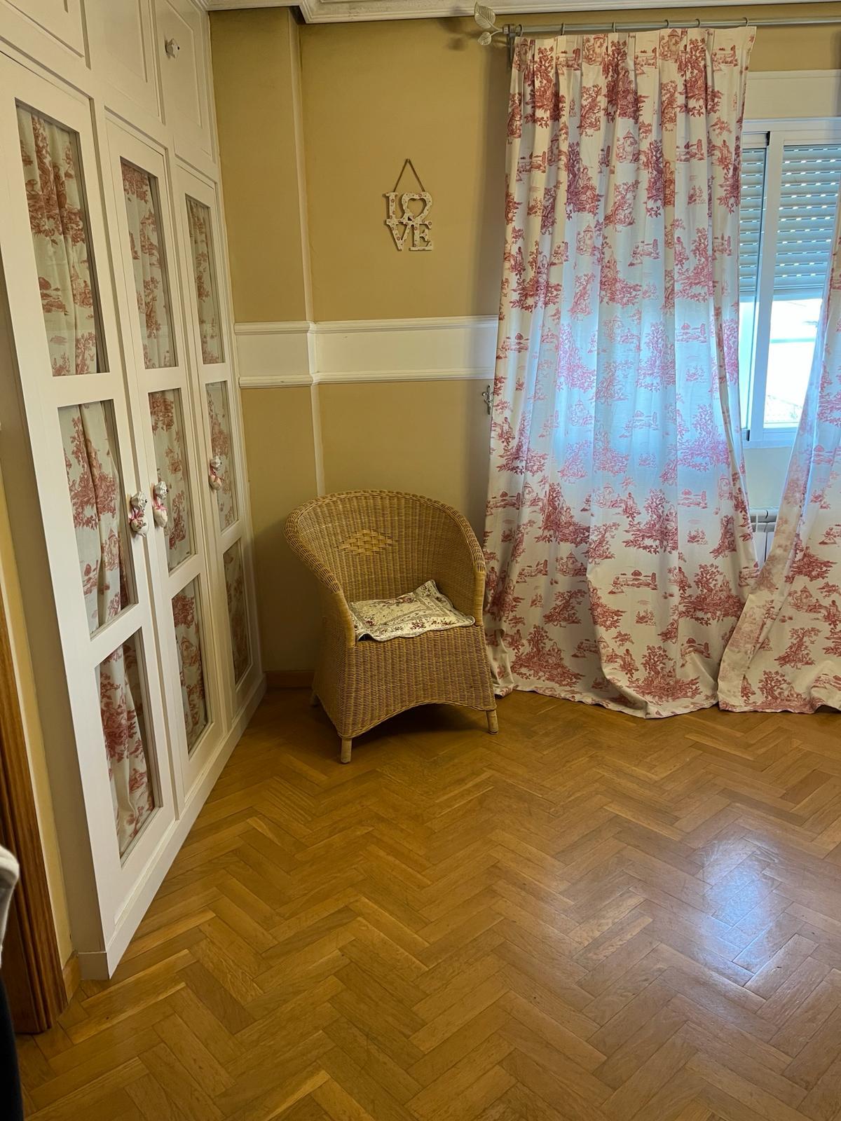 Imagen 4 Casa en venta en Azuqueca De Henares / A 3 minutos del parque del norte 